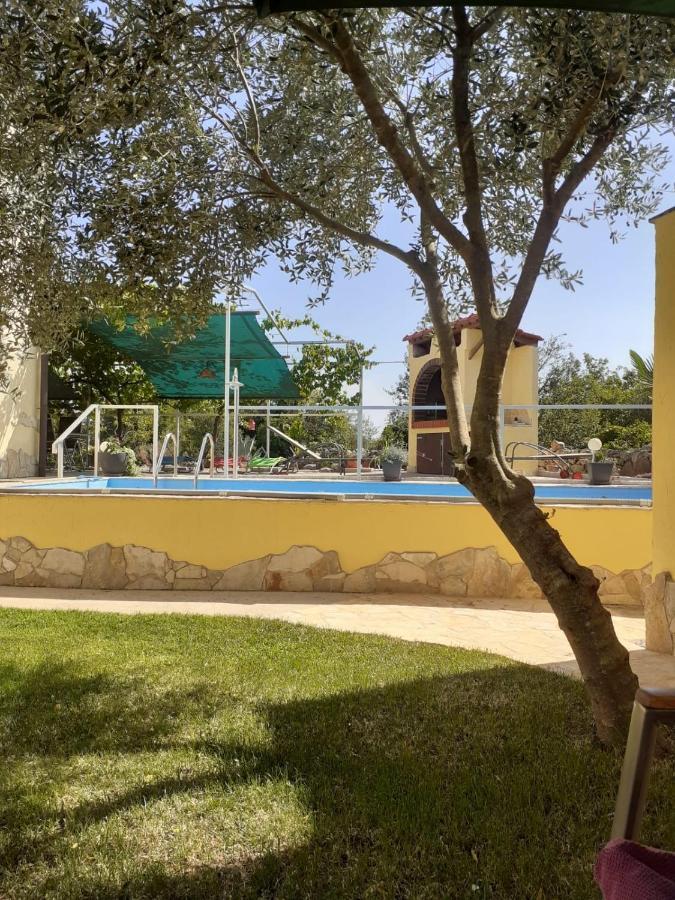 Skrbčići Apartments Familie Vujec מראה חיצוני תמונה