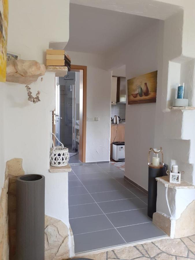 Skrbčići Apartments Familie Vujec מראה חיצוני תמונה